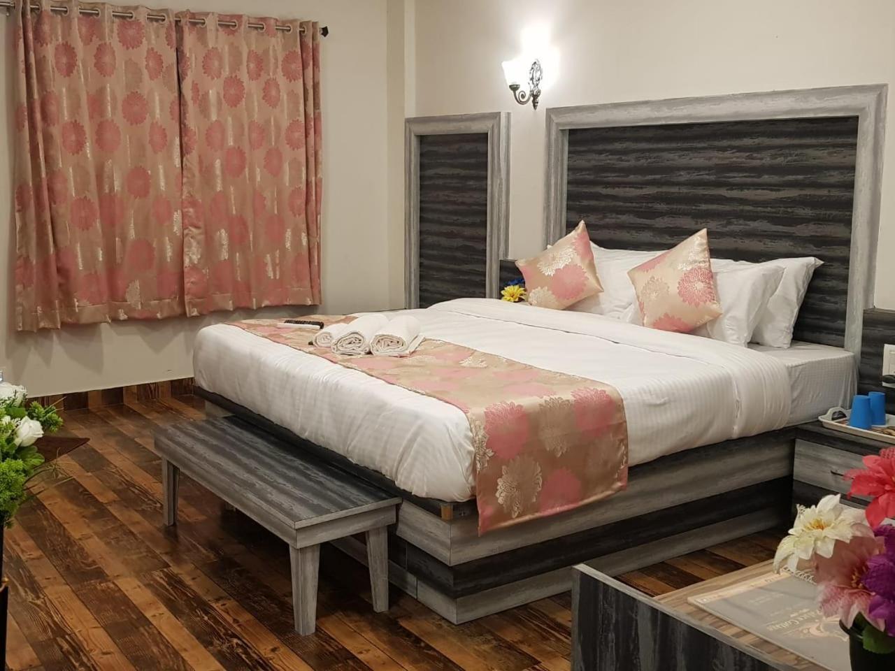 C P Cottage Resort Mahābaleshwar Kültér fotó